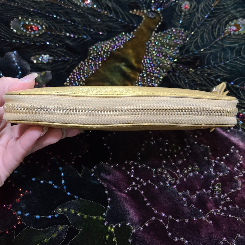 SOLD Chloé Wallet - Picture 5 of 12